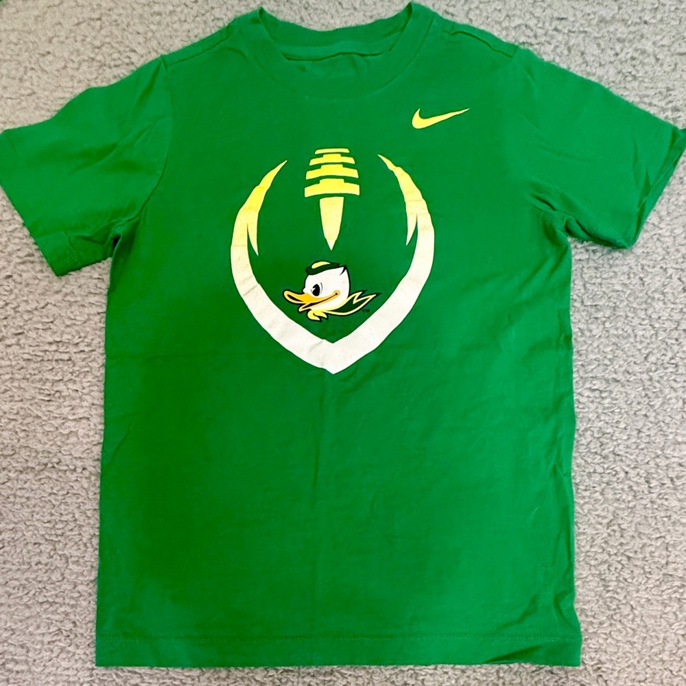 Oregon Ducks Kids 2 Tee Bundle (Football & Basketball) - Picture 3 of 6